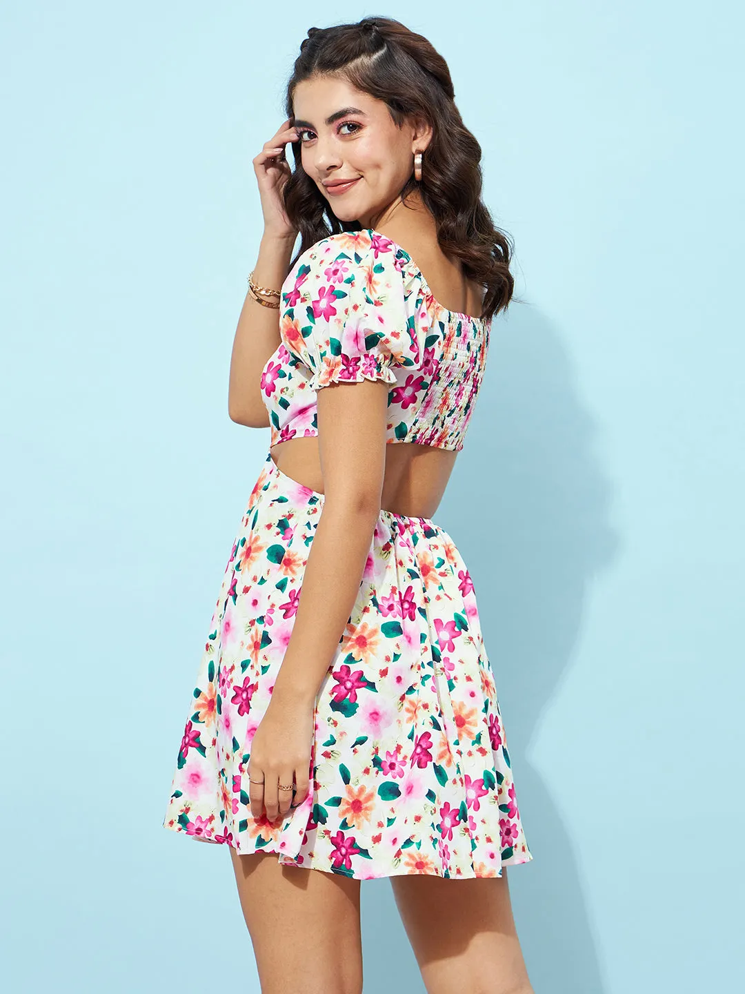 Berrylush Women White & Pink Floral Printed Sweetheart Neck Puff Sleeves Cutout Waist Straight Hem Fit & Flare Mini Dress