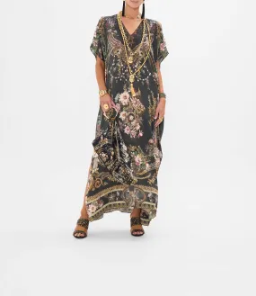 CAMILLA | DYNASTY DAZE SLIM FIT KAFTAN WITH LACE AND EMBROIDERY