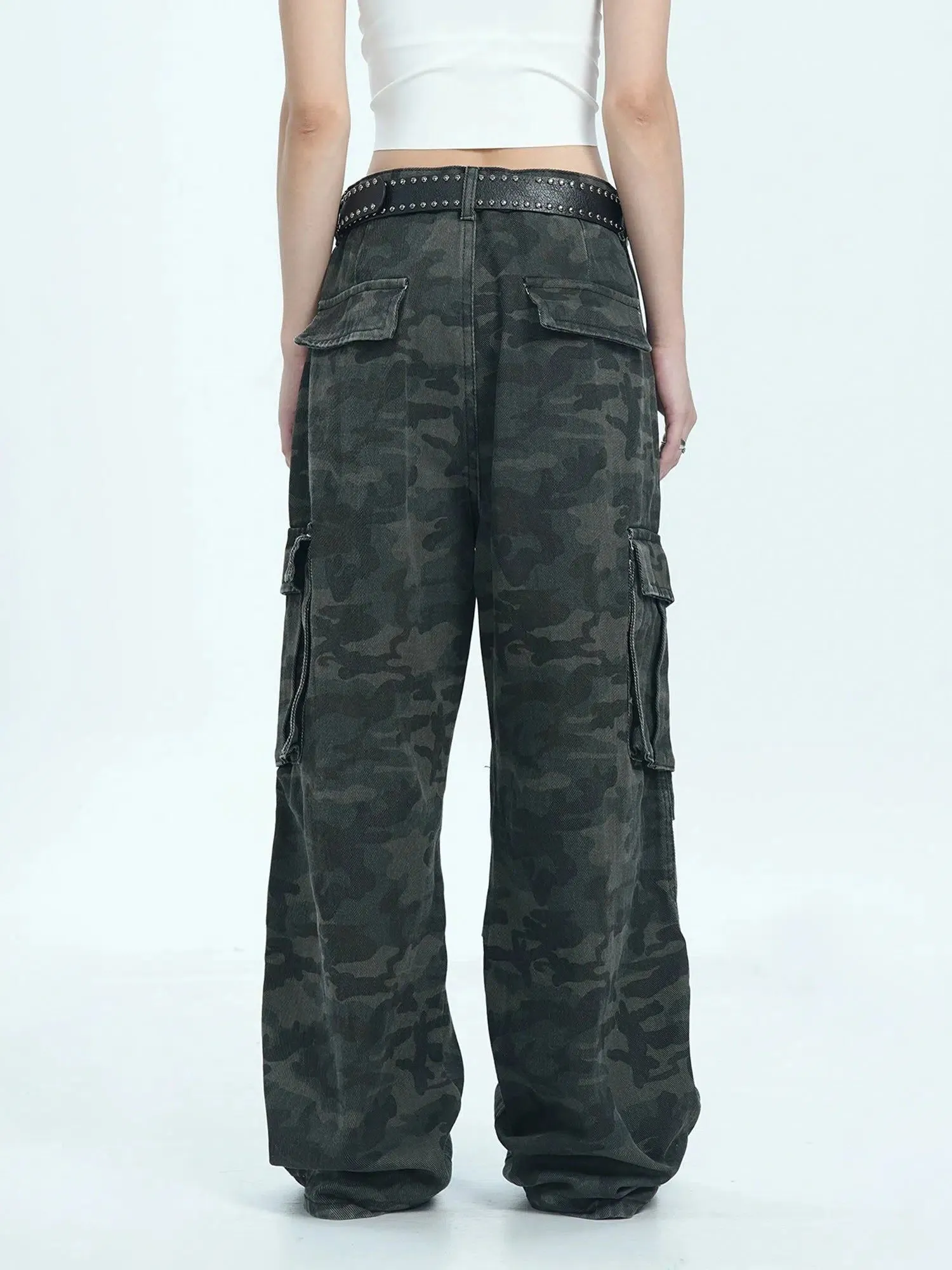Camo Knee-Pleats Cargo Pants