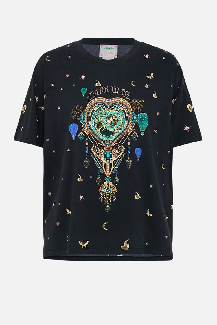 Classic Tee in Defy Gravity