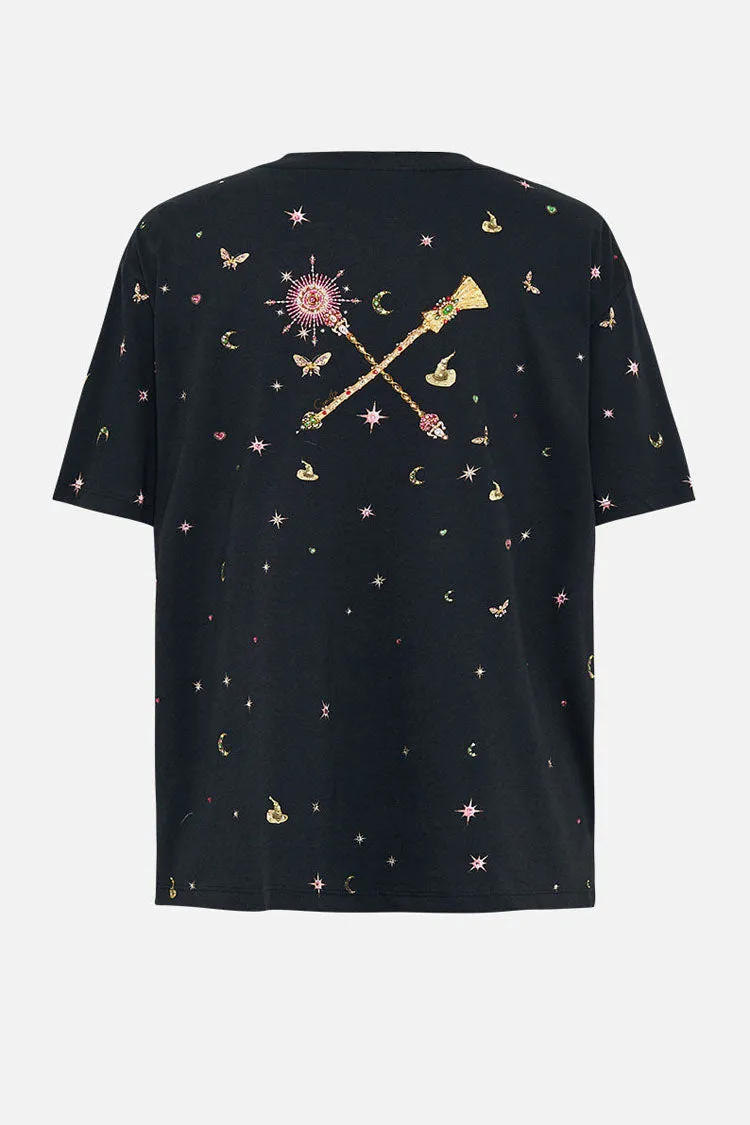 Classic Tee in Defy Gravity