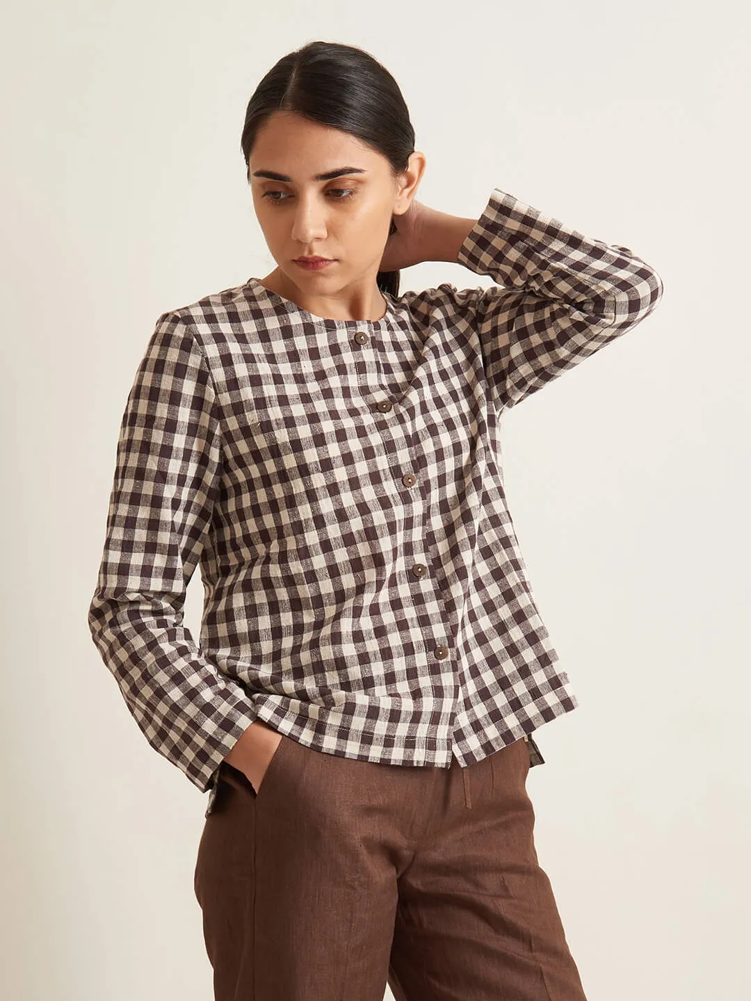 Collarless checkered shirt