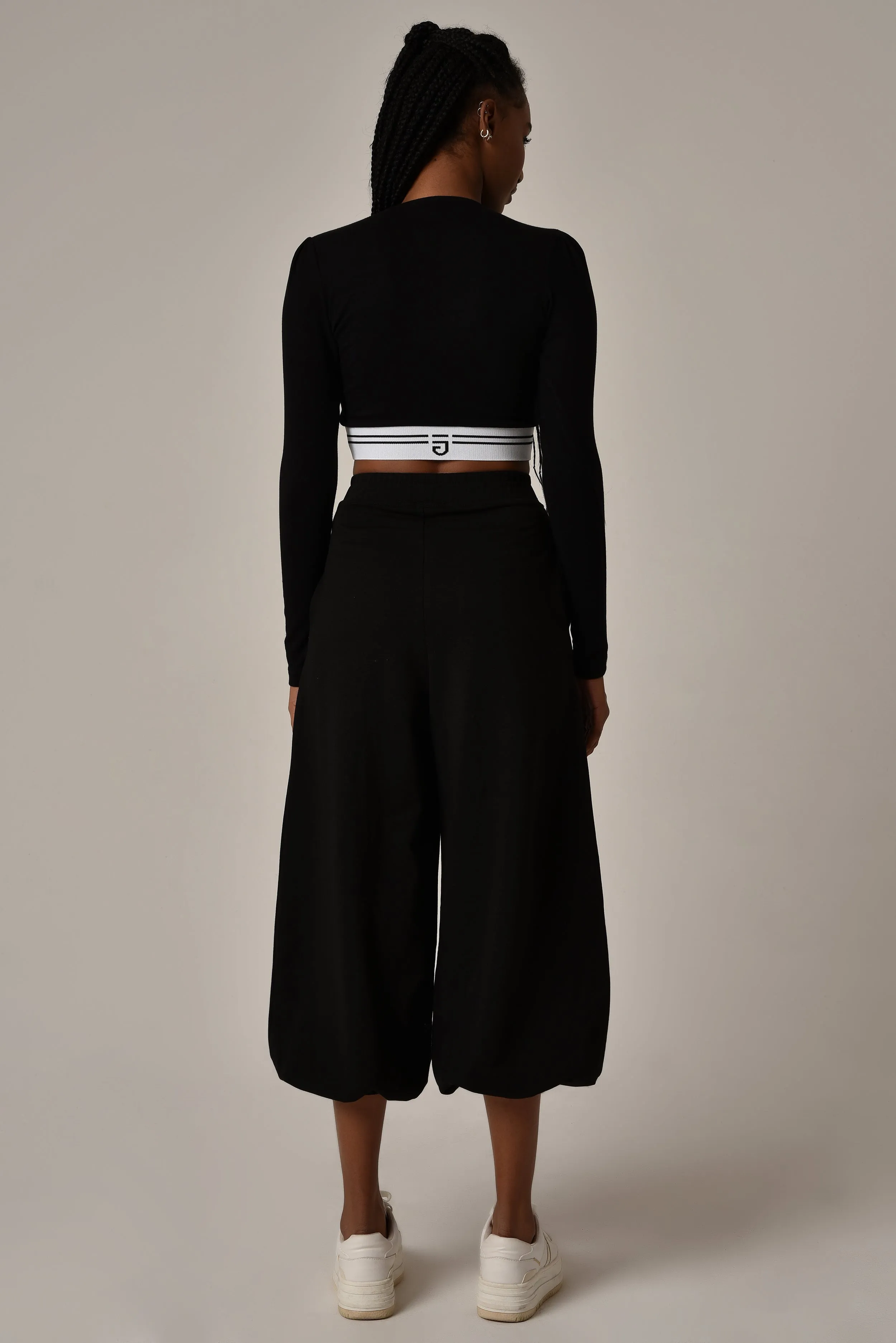 Deep V Crop Top Black/White