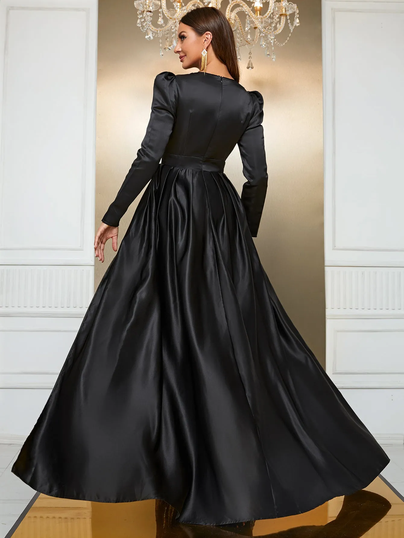 Fulgent Peacock Feather Sequin Party Dress