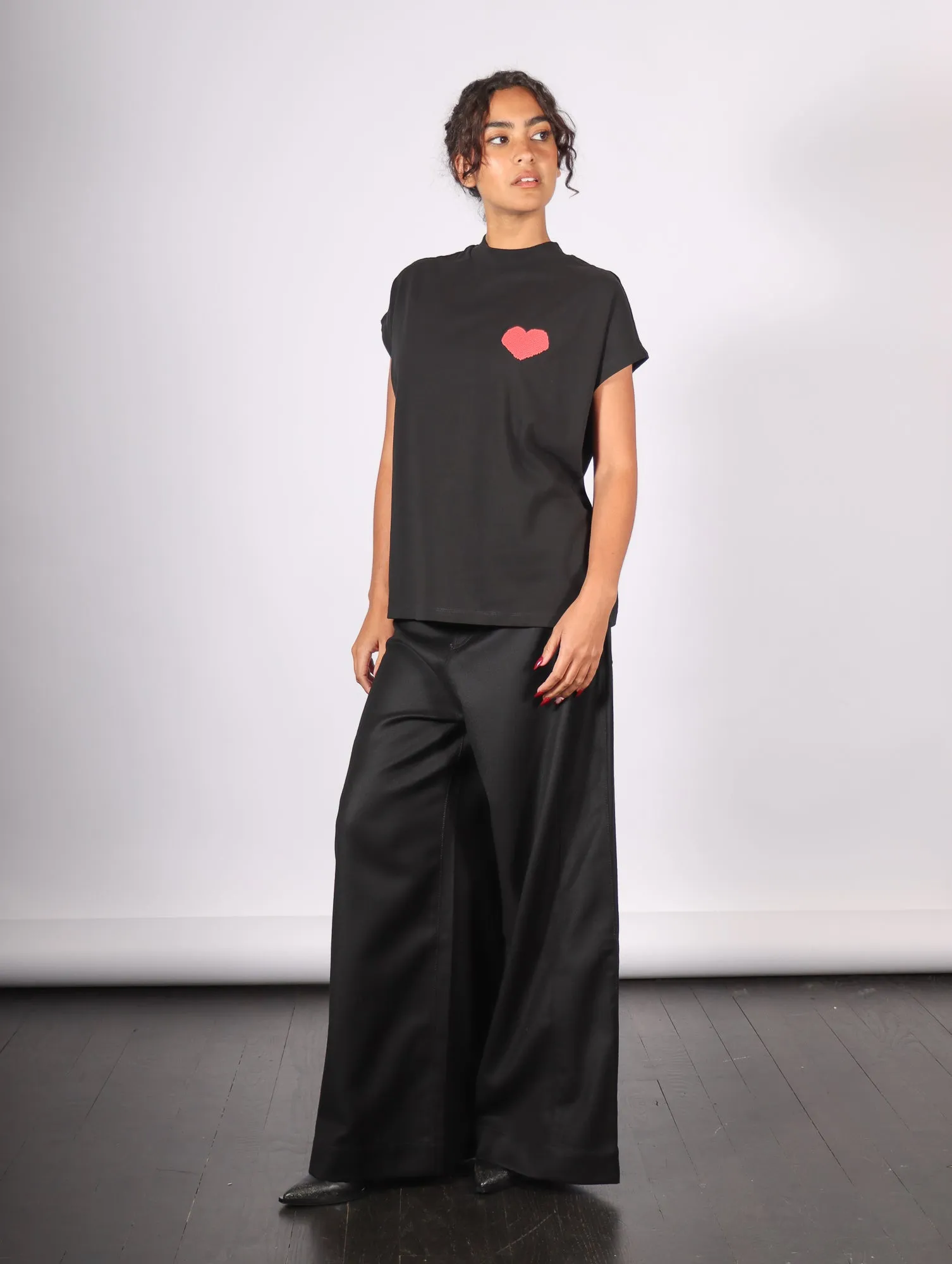 Heart Volta T-Shirt in Black by Thinking Mu
