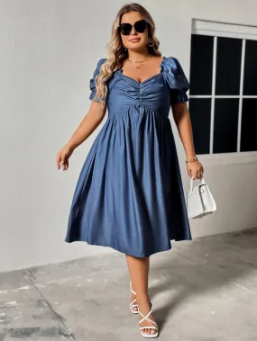 In Her Chic Era Plus Size Ruched Sweetheart Neck Dress