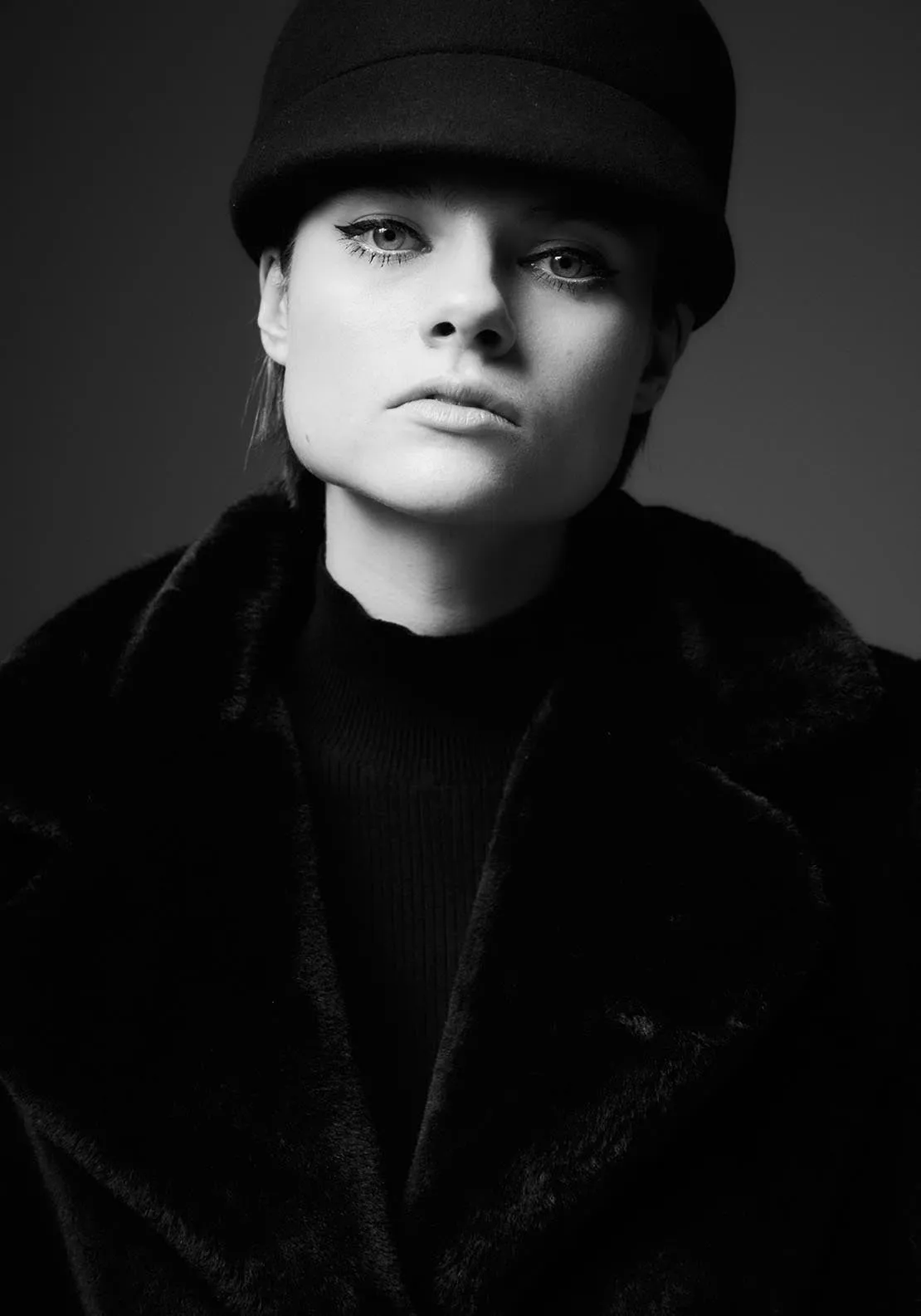 Lapel collar fur coat - Black