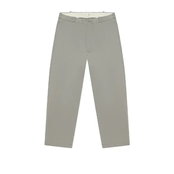 LEVI’S® SKATE LOOSE CHINO PANT GRIS
