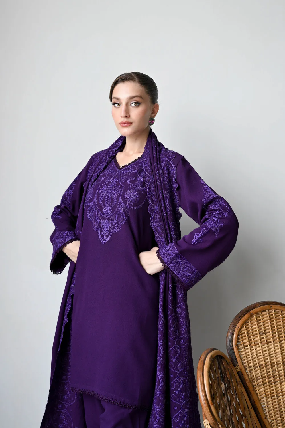 Luxury Karandi Vol II  - DEEP PURPLE LUXURY EMBROIDERED KARANDI SET (NEL-24633)