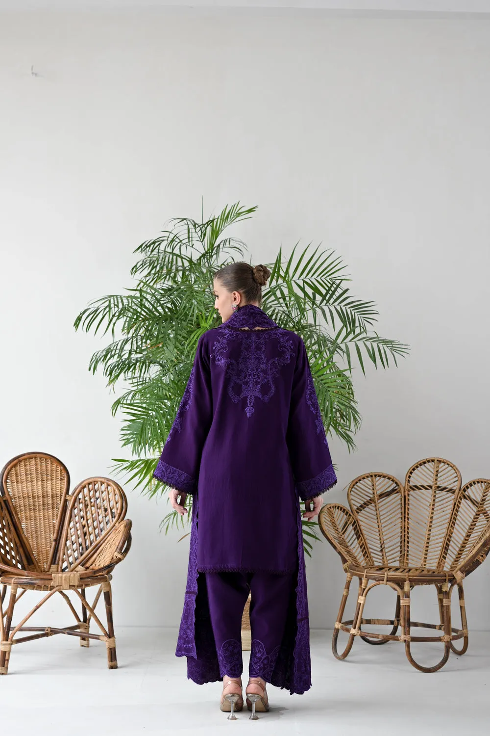 Luxury Karandi Vol II  - DEEP PURPLE LUXURY EMBROIDERED KARANDI SET (NEL-24633)