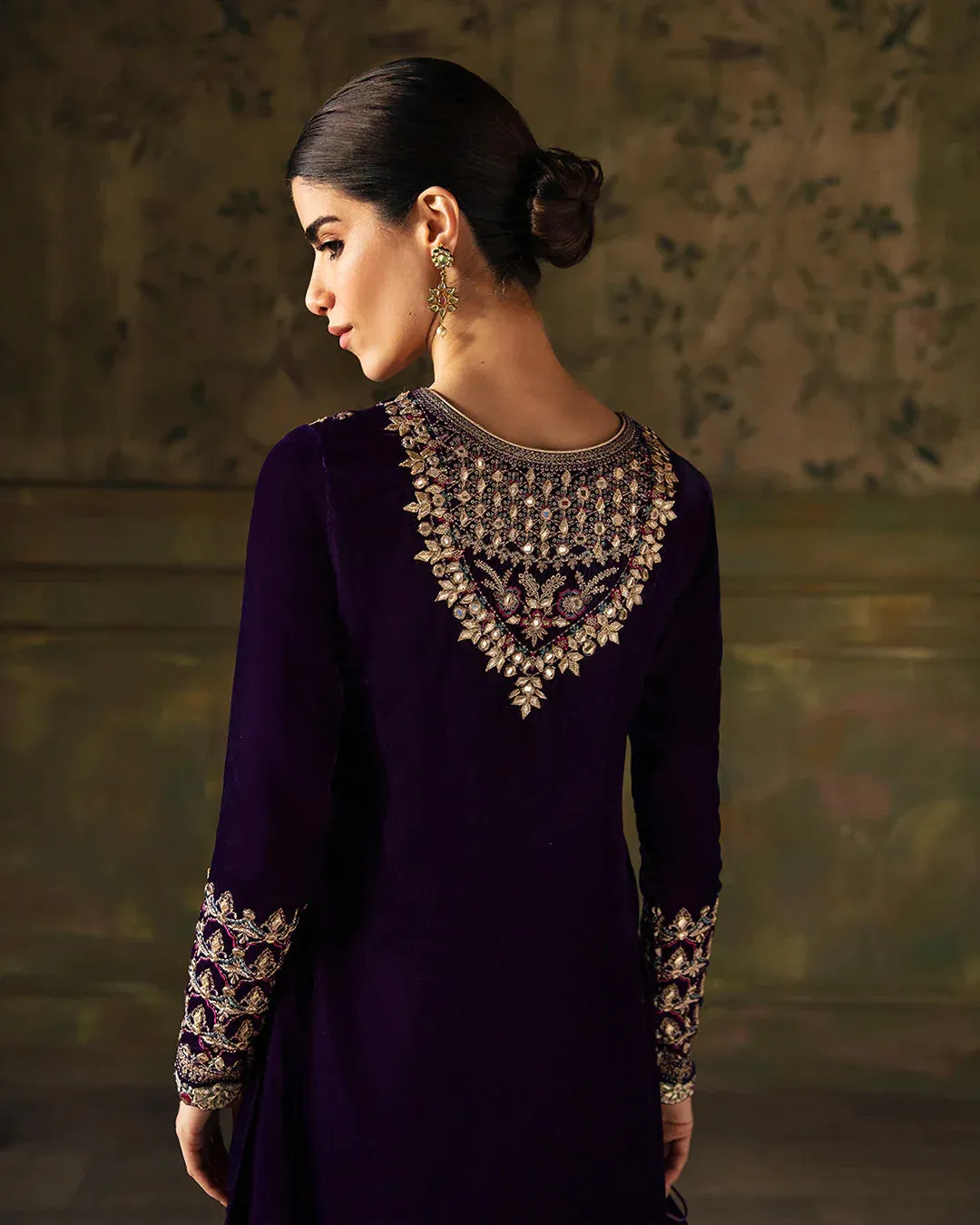 Manaar Velvet 23 - Elayha
