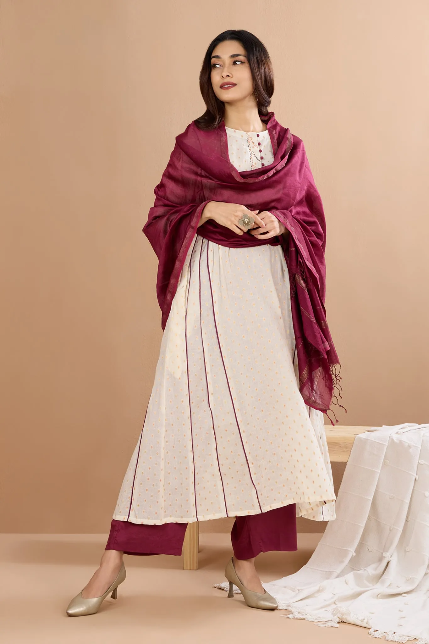 Opulent Mauve Gleam Kalidar Choga Kurta