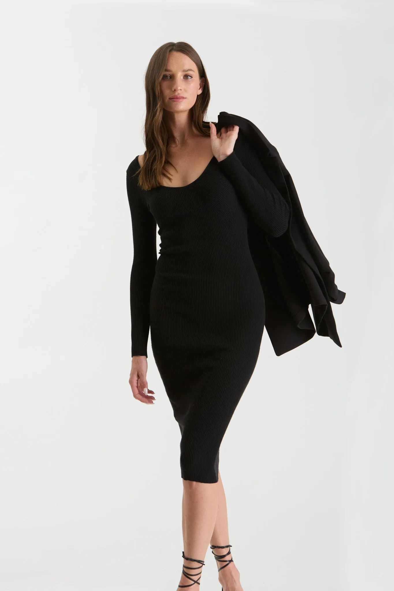 SCOOP NECK LONG SLEEVE SWEATER KNIT MIDI DRESS